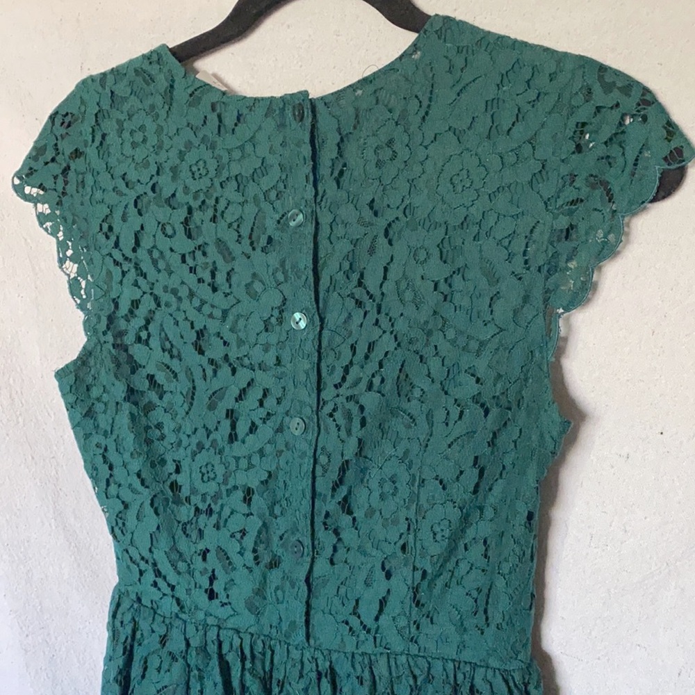H&M Divided forest green floral lace dress, Size 4 - Picture 5 of 13